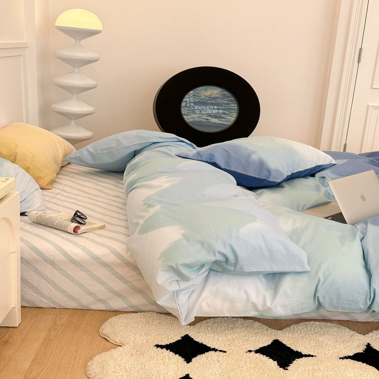 91家纺网 家纺一手货源 找家纺 昔可家纺2023新款全棉ins渐变风简约四件套 那片蓝海