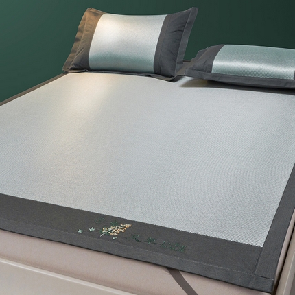 91家纺网 家纺一手货源 找家纺 （总）卡初家居 2023新款刺绣冰藤艾草席凉席