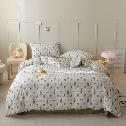 91家纺网 家纺一手货源 找家纺 窝米 2023新款全棉A类双层纱系列四件套 花间熊