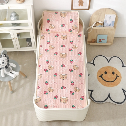 91家纺网 家纺一手货源 找家纺 嗨生活2023新款幼儿园凉席 儿童乳胶凉席 草莓宝贝