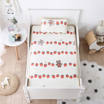 91家纺网 家纺一手货源 找家纺 嗨生活2023新款幼儿园凉席 儿童乳胶凉席 草莓熊