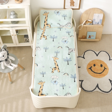 91家纺网 家纺一手货源 找家纺 嗨生活2023新款幼儿园凉席 儿童乳胶凉席 长颈鹿