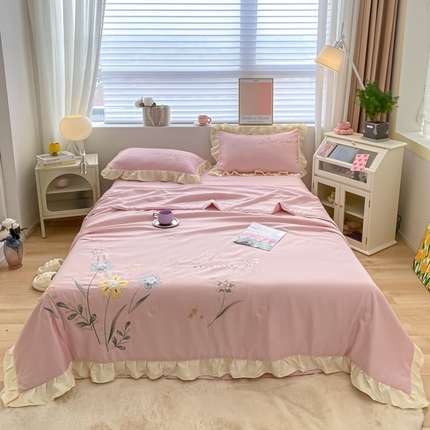 91家纺网 家纺一手货源 找家纺 AB家纺 2023新品水洗真丝夏被 伊甸园浅豆沙