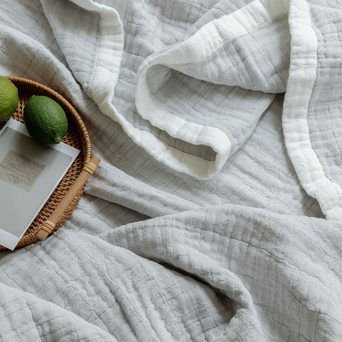 91家纺网 家纺一手货源 找家纺 雯雨家纺2023新款A类全棉纱布毛巾被 浅灰