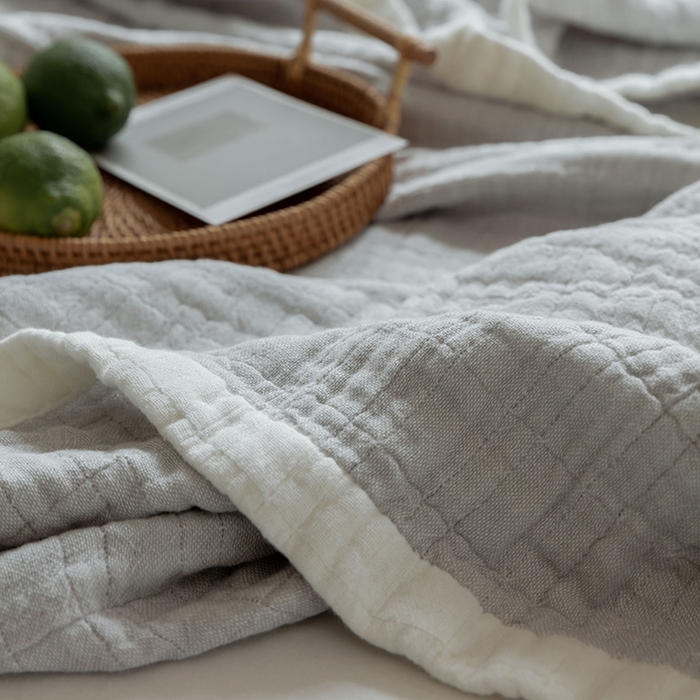 91家纺网 家纺一手货源 找家纺 雯雨家纺2023新款A类全棉纱布毛巾被 浅灰