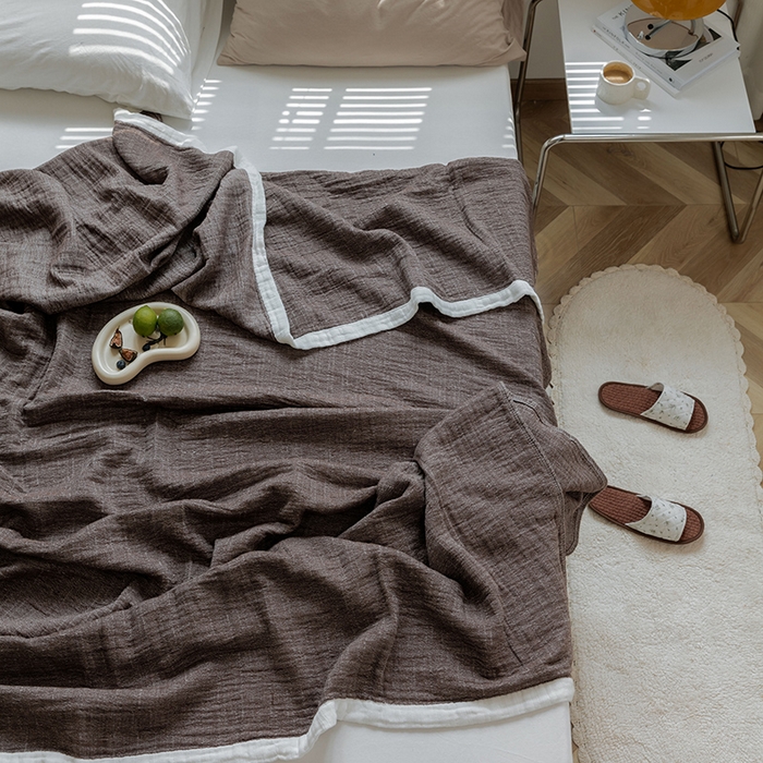 91家纺网 家纺一手货源 找家纺 雯雨家纺2023新款A类全棉纱布毛巾被 深咖