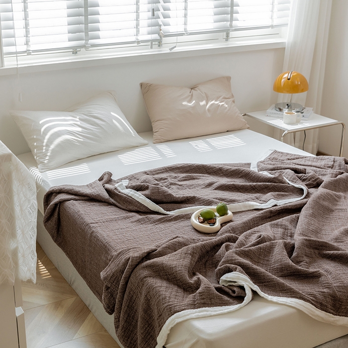 91家纺网 家纺一手货源 找家纺 雯雨家纺2023新款A类全棉纱布毛巾被 深咖