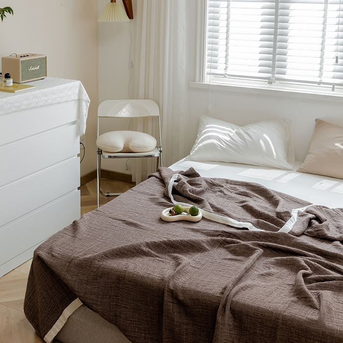 91家纺网 家纺一手货源 找家纺 雯雨家纺2023新款A类全棉纱布毛巾被 深咖