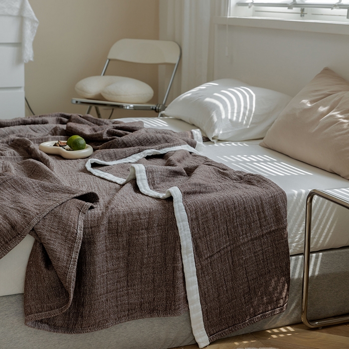 91家纺网 家纺一手货源 找家纺 雯雨家纺2023新款A类全棉纱布毛巾被 深咖