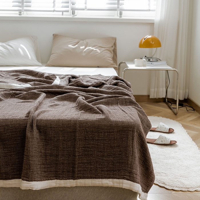 91家纺网 家纺一手货源 找家纺 雯雨家纺2023新款A类全棉纱布毛巾被 深咖