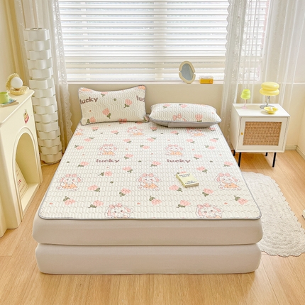 91家纺网 家纺一手货源 找家纺 柒月2023小清新乳胶凉席