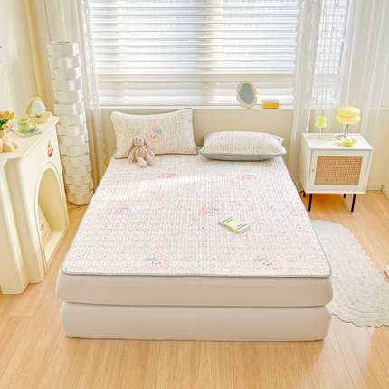 91家纺网 家纺一手货源 找家纺 柒月2023小清新乳胶凉席