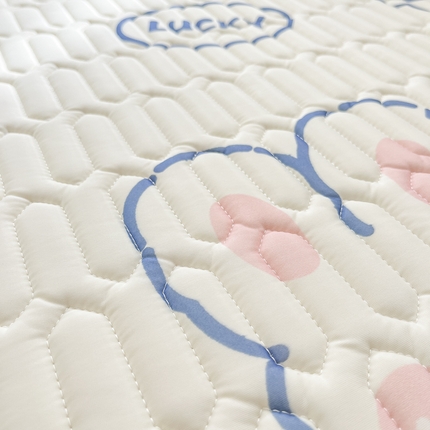 91家纺网 家纺一手货源 找家纺 柒月2023小清新乳胶凉席