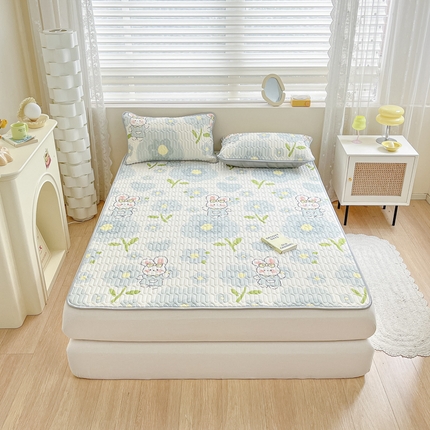 91家纺网 家纺一手货源 找家纺 柒月2023小清新乳胶凉席