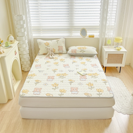 91家纺网 家纺一手货源 找家纺 柒月2023小清新乳胶凉席