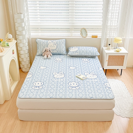 91家纺网 家纺一手货源 找家纺 柒月2023小清新乳胶凉席