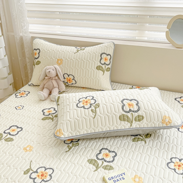 91家纺网 家纺一手货源 找家纺 柒月2023小清新乳胶凉席 花落