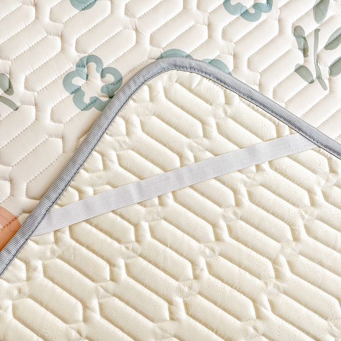 91家纺网 家纺一手货源 找家纺 柒月2023小清新乳胶凉席 蓝花小熊