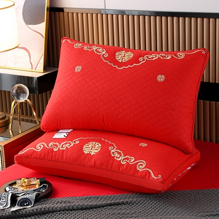 91家纺网 家纺一手货源 找家纺 （总）仁宇枕业 2023新款枕芯 大红婚庆结婚婚礼喜庆枕头