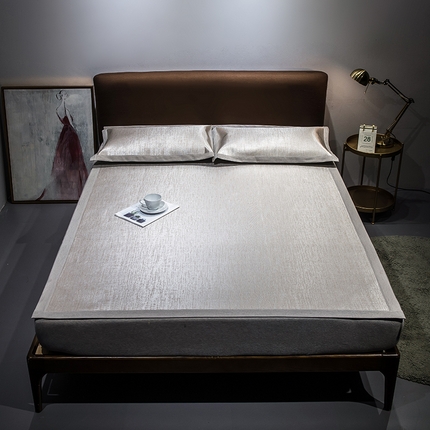 91家纺网 家纺一手货源 找家纺 印季 2023新款-600D（纯色）肌理纹4D三明治冰丝席 灰驼