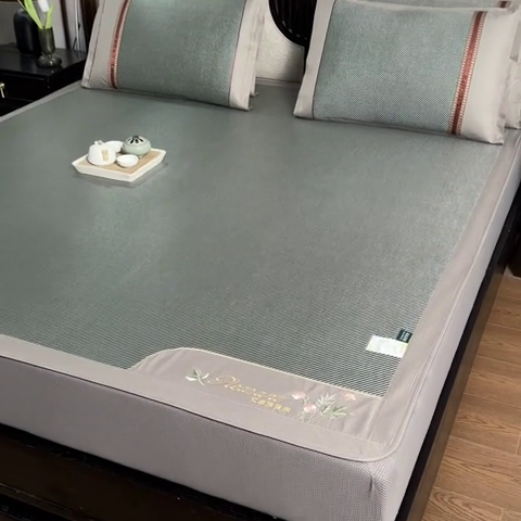 91家纺网 家纺一手货源 找家纺 小牛席业2023新款艾草清香冰藤席系列（床笠款） 墨绿