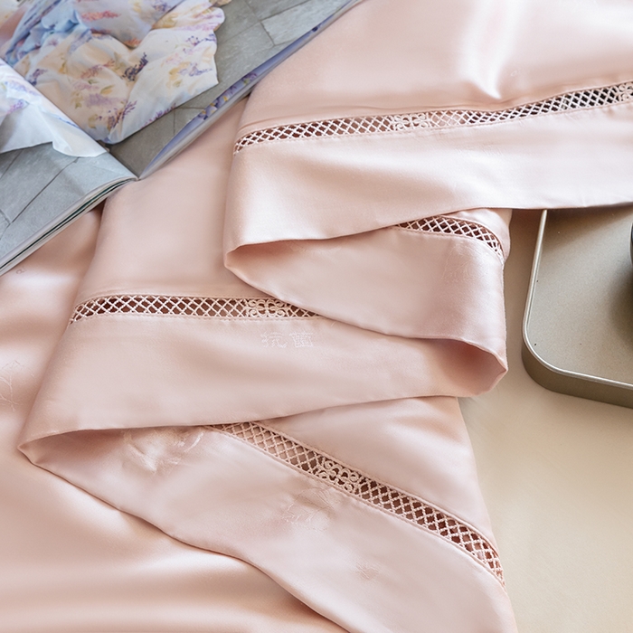 91家纺网 家纺一手货源 找家纺 （总）优姿家纺2024新品60s莫代尔镂空提花夏被-香谨艾草