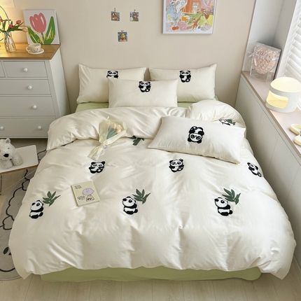 91家纺网 家纺一手货源 找家纺 （总）红嘴企鹅 2025新款纯棉毛巾绣四件套-大熊猫