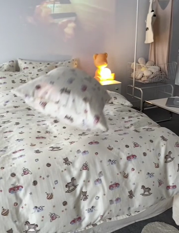 91家纺网 家纺一手货源 找家纺 荣轩家居 2023新款A类全棉双层纱印花四件套 快乐童年