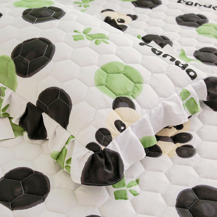 91家纺网 家纺一手货源 找家纺 情煊家纺 2023新款全棉夹棉印花床盖三件套(可定制尺寸) 竹林熊猫