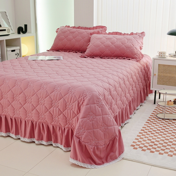 91家纺网 家纺一手货源 找家纺 情煊家纺 2023新款全棉夹棉纯色床盖三件套(可定制尺寸) 豆沙