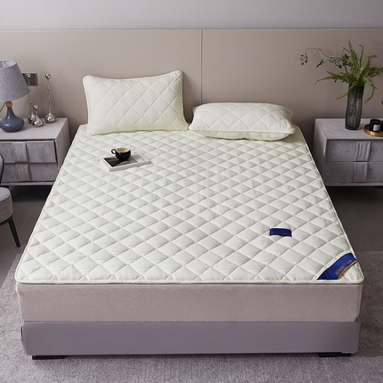 91家纺网 家纺一手货源 找家纺 （总）云尚床笠热卖四季新款床护垫防滑床褥垫酒店款软垫