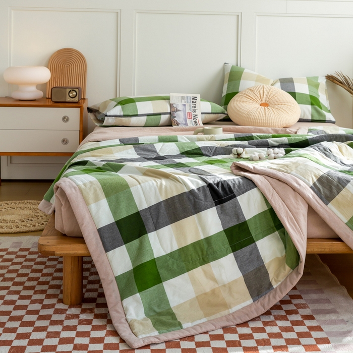 91家纺网 家纺一手货源 找家纺 鸣升 新款全棉色织水洗棉棉花夏被（图片2无模特） 海青鲜绿格