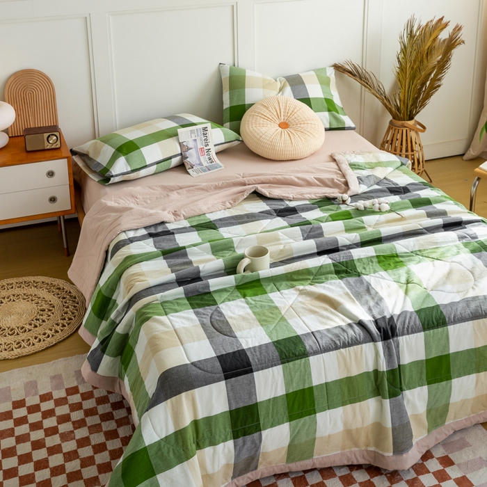 91家纺网 家纺一手货源 找家纺 鸣升 新款全棉色织水洗棉棉花夏被（图片2无模特） 海青鲜绿格