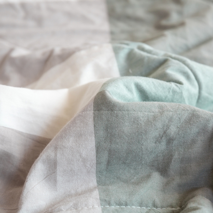 91家纺网 家纺一手货源 找家纺 鸣升 新款全棉色织水洗棉棉花夏被（图片2无模特） 绿大格