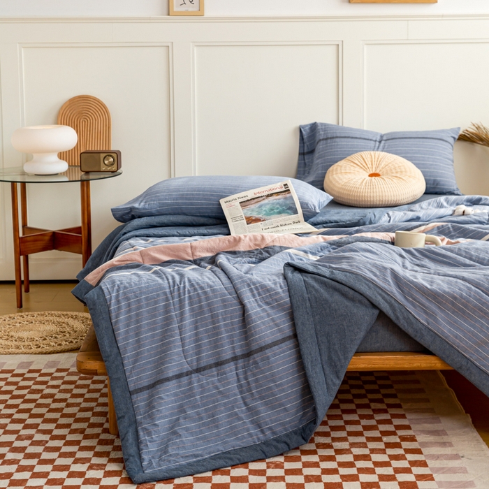 91家纺网 家纺一手货源 找家纺 鸣升 新款全棉色织水洗棉棉花夏被（图片2无模特） 米拉蓝