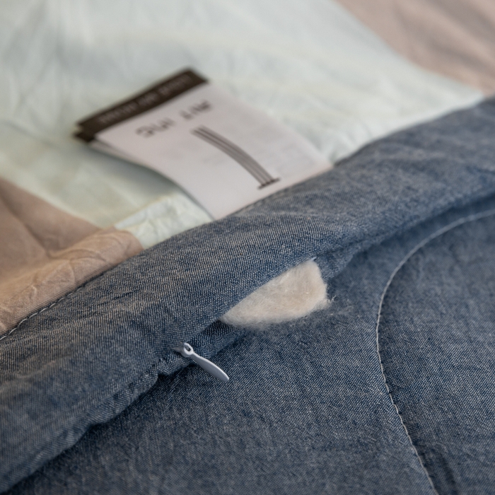 91家纺网 家纺一手货源 找家纺 鸣升 新款全棉色织水洗棉棉花夏被（图片2无模特） 米粽丈青格