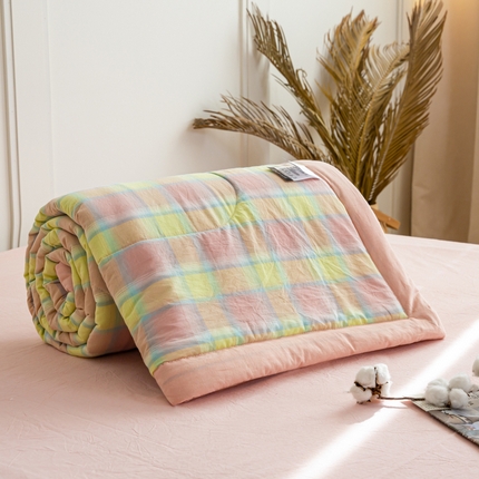 91家纺网 家纺一手货源 找家纺 （总）鸣升 新款全棉色织水洗棉棉花夏被（图片2无模特）