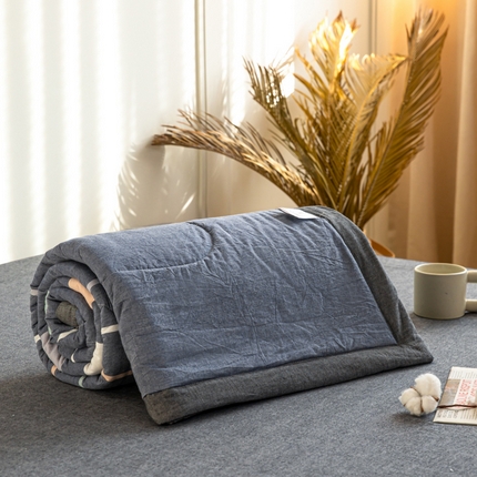 91家纺网 家纺一手货源 找家纺 （总）鸣升 新款全棉色织水洗棉棉花夏被（图片2无模特）