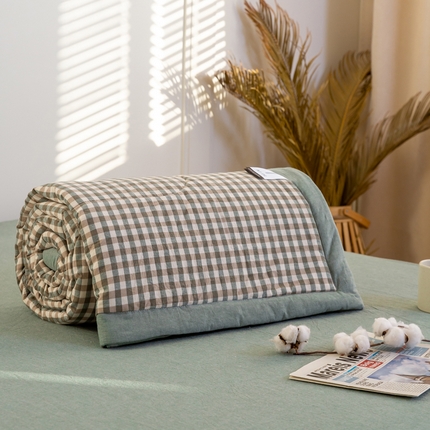 91家纺网 家纺一手货源 找家纺 （总）鸣升 新款全棉色织水洗棉棉花夏被（图片2无模特）