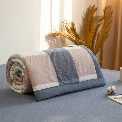 91家纺网 家纺一手货源 找家纺 （总）鸣升 新款全棉色织水洗棉棉花夏被（图片2无模特）