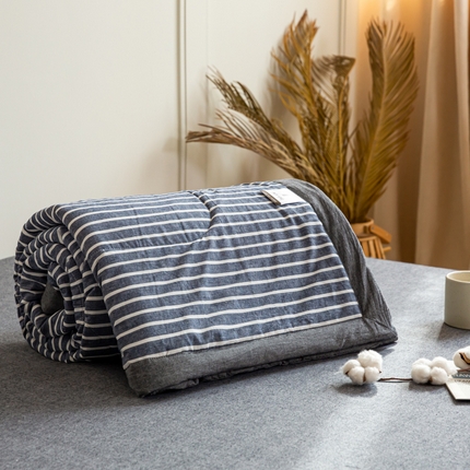 91家纺网 家纺一手货源 找家纺 （总）鸣升 新款全棉色织水洗棉棉花夏被（图片2无模特）