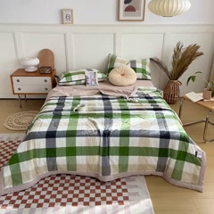 91家纺网 家纺一手货源 找家纺 鸣升 新款全棉色织水洗棉棉花夏被（图片2无模特） 海青鲜绿格