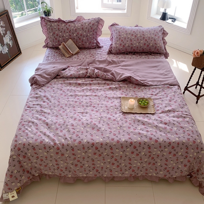 91家纺网 家纺一手货源 找家纺 星期八2023款水洗棉麻床盖+枕套+夏被 草莓