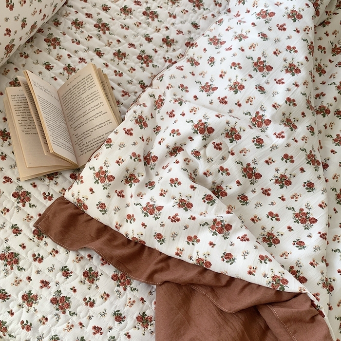 91家纺网 家纺一手货源 找家纺 星期八2023款水洗棉麻床盖+枕套+夏被 玫瑰花园
