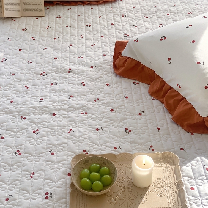 91家纺网 家纺一手货源 找家纺 星期八2023款水洗棉麻床盖+枕套+夏被 樱桃