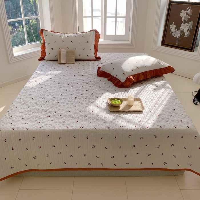 91家纺网 家纺一手货源 找家纺 星期八2023款水洗棉麻床盖+枕套+夏被 樱桃