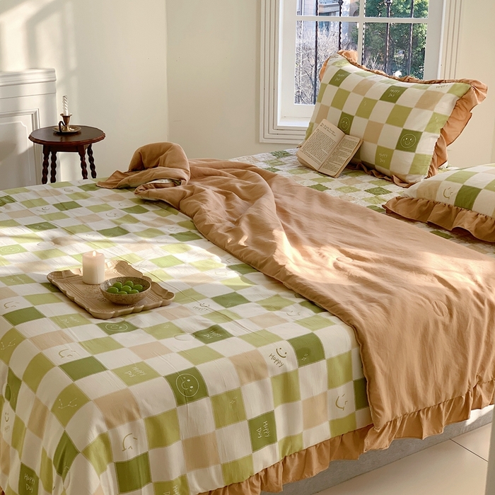 91家纺网 家纺一手货源 找家纺 星期八2023款水洗棉麻床盖+枕套+夏被 笑脸