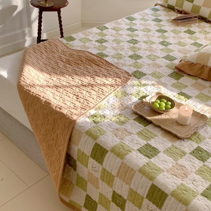 91家纺网 家纺一手货源 找家纺 星期八2023款水洗棉麻床盖+枕套+夏被 笑脸