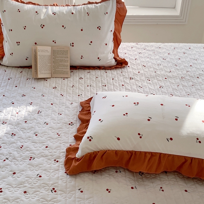91家纺网 家纺一手货源 找家纺 星期八2023款水洗棉麻床盖+枕套+夏被 樱桃