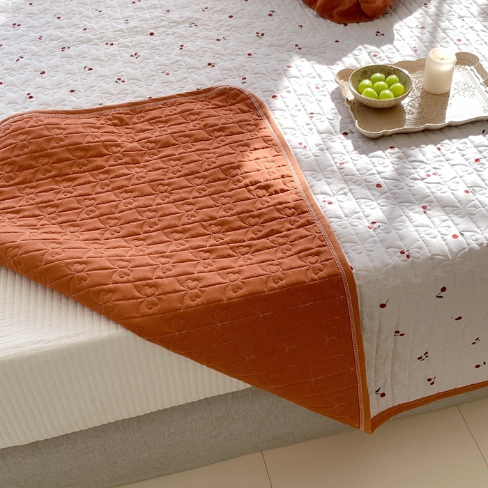 91家纺网 家纺一手货源 找家纺 星期八2023款水洗棉麻床盖+枕套+夏被 樱桃